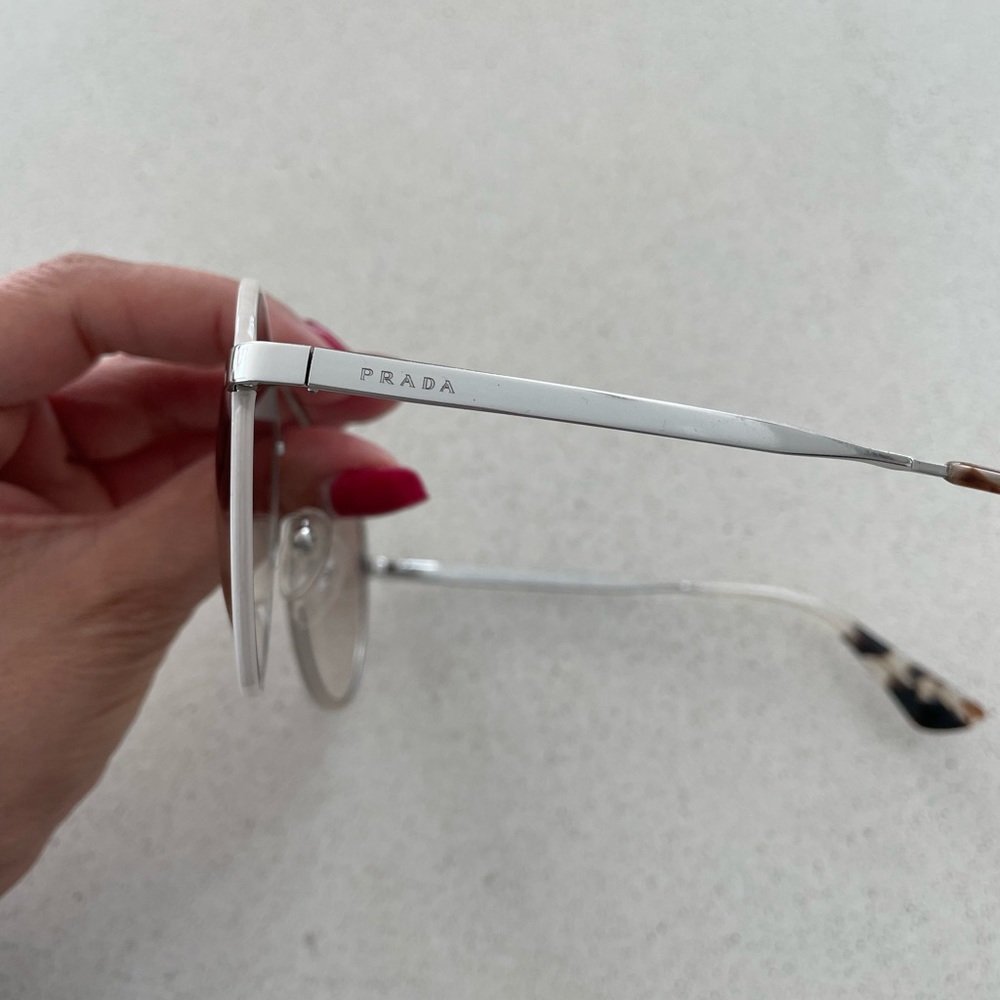 Prada Round Cream & Silver Colored Frame Sunglasses. Light Gradient Brown Lenses - Picture 6 of 10
